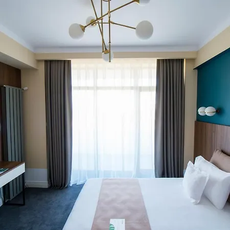 Ξενοδοχείο Oxford 4*