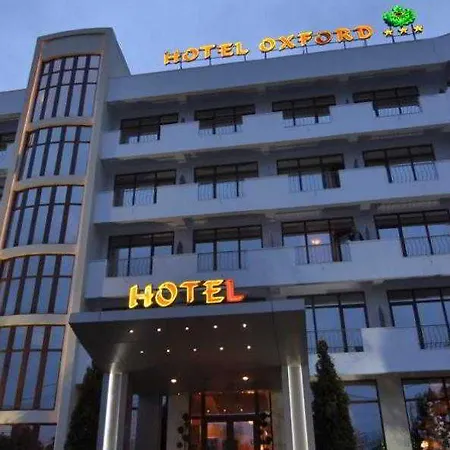 Oxford Hotel Mamaia