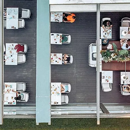Oxford Hotel 4*