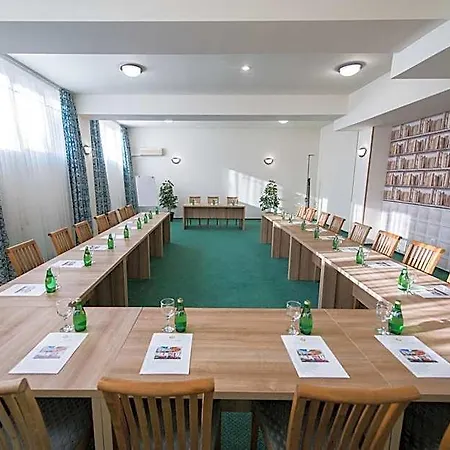 Hotel Oxford 4*