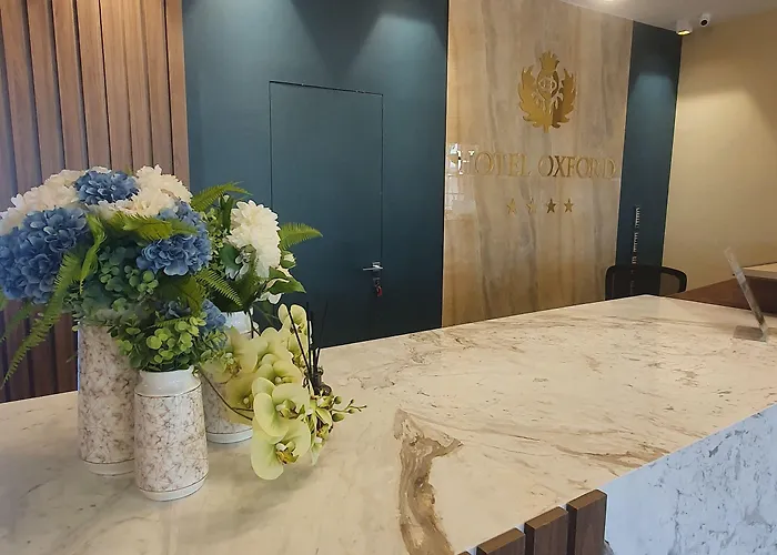 Oxford 4*